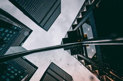 2013年攜手愛(ài)德華與南京大學(xué)技術(shù)交流會(huì)